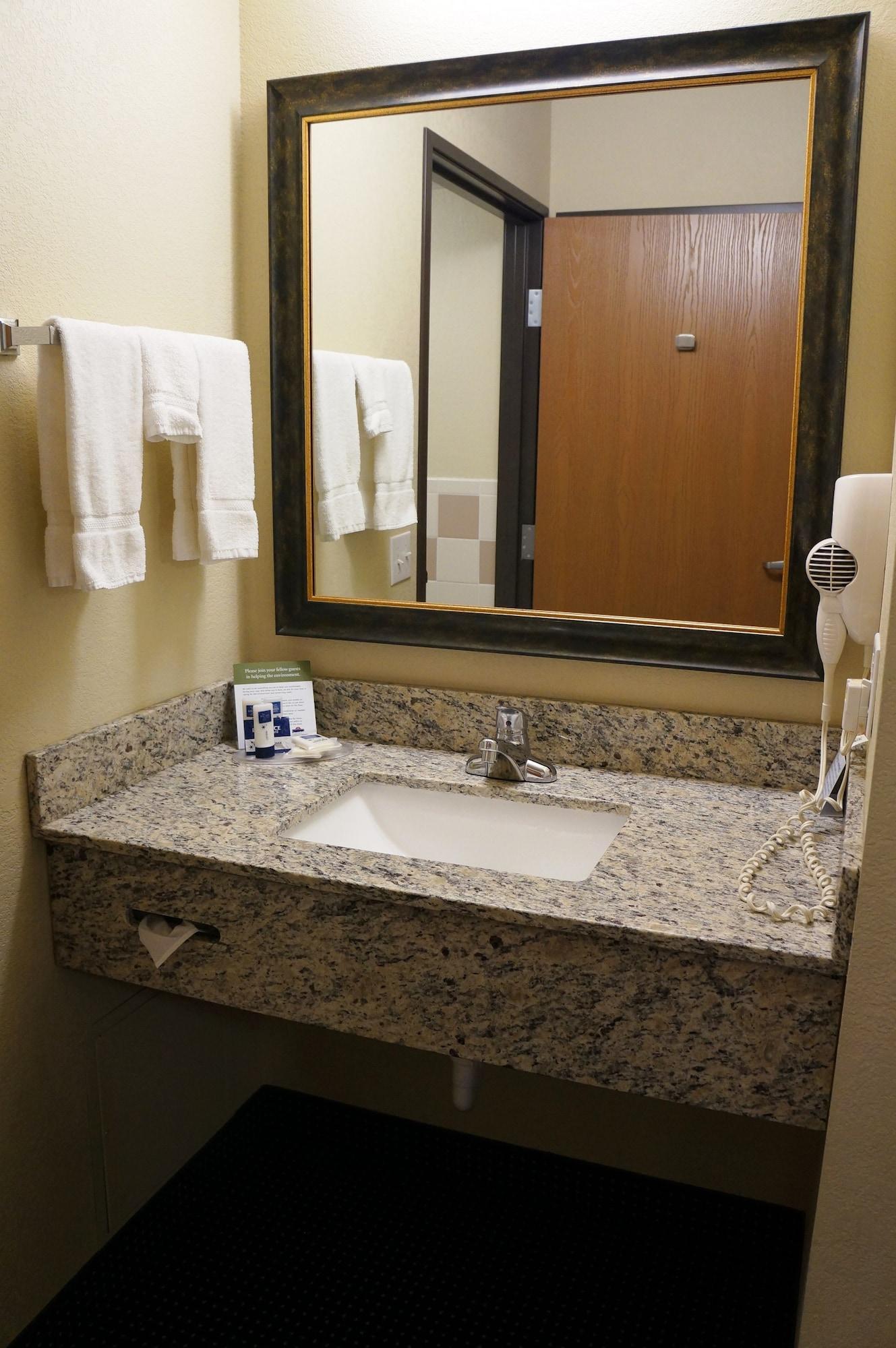 Americinn By Wyndham Fort Dodge Eksteriør bilde