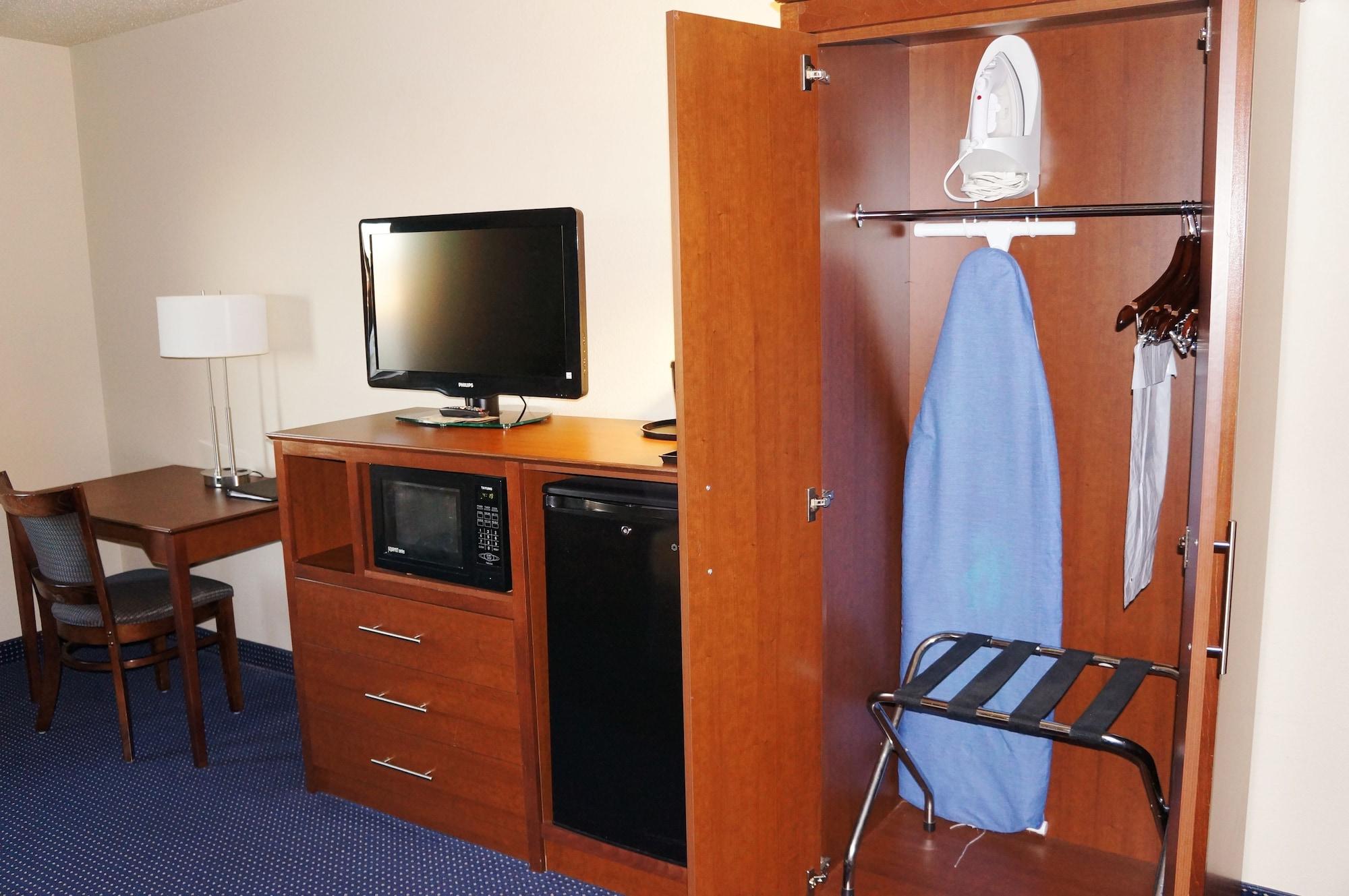 Americinn By Wyndham Fort Dodge Eksteriør bilde
