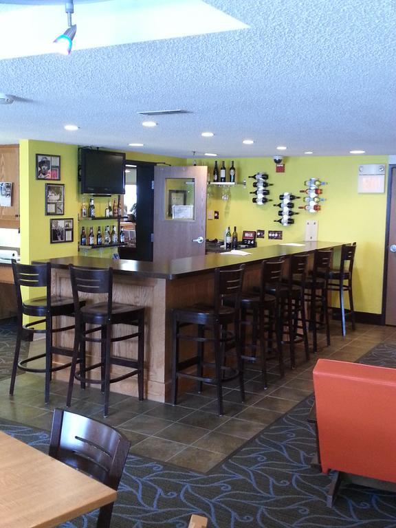 Americinn By Wyndham Fort Dodge Eksteriør bilde